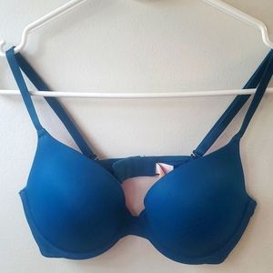 PINK Victoria's Secret Wear Everywhere Bra